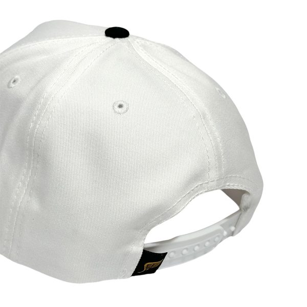 VAGO Style COMO LA FLOR Gorra Unica Artesanal Blanca Ajustable con Visera Curva Negra - Imagen 6